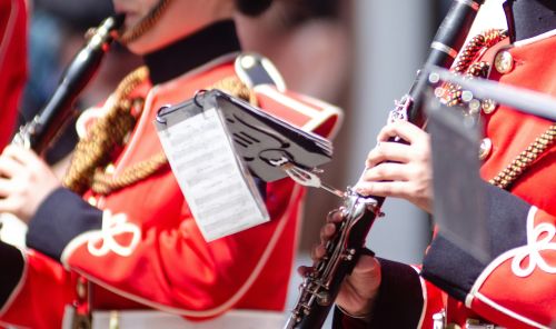 marching band with stand
